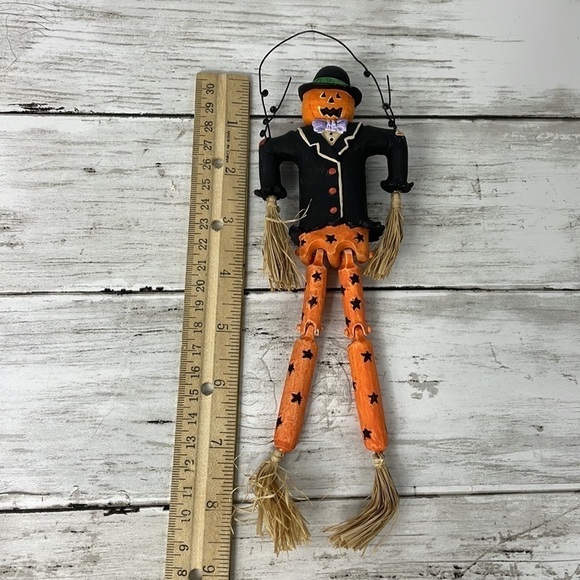 PUMPKIN MAN HALLOWEEN ORNAMENT - Picture 2 of 5